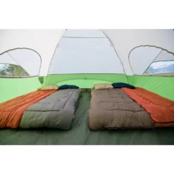 Coleman Evanston™ Screened 8 Tent 10 Coleman Evanston™ Screened 8 Tent -Coleman 2000007824 Interior JB10