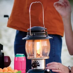 Coleman Kerosene Lantern -Coleman 3000004258 BailHandle